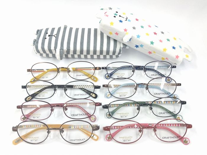 ユルさ ポップさ シンプルさでhappyな気持ちになれるクラフトホリック 遠近両用メガネ 老眼情報サイト えんきんドットコム